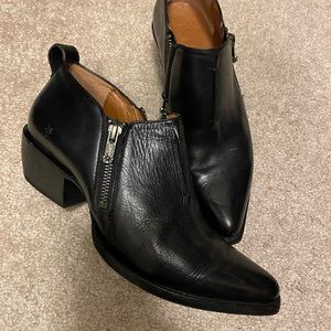 Frye Sacha Moto Ankle Booties - Black